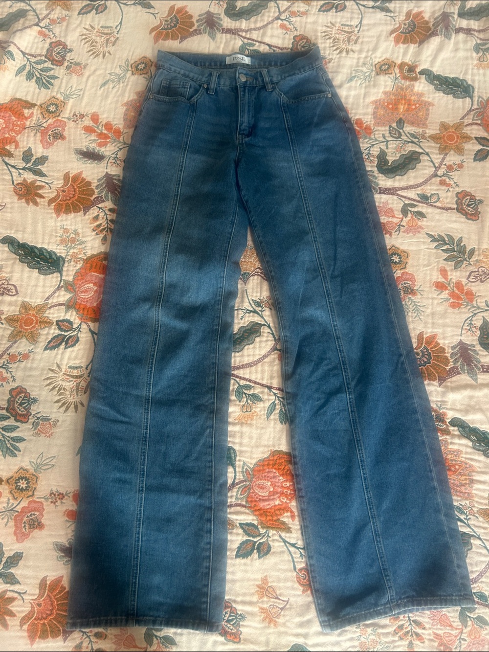 High-Waist Wide-Leg Women's Jeans in Dark Blue
